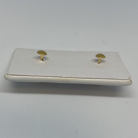 Jewelry - 18k yellow gold earrings